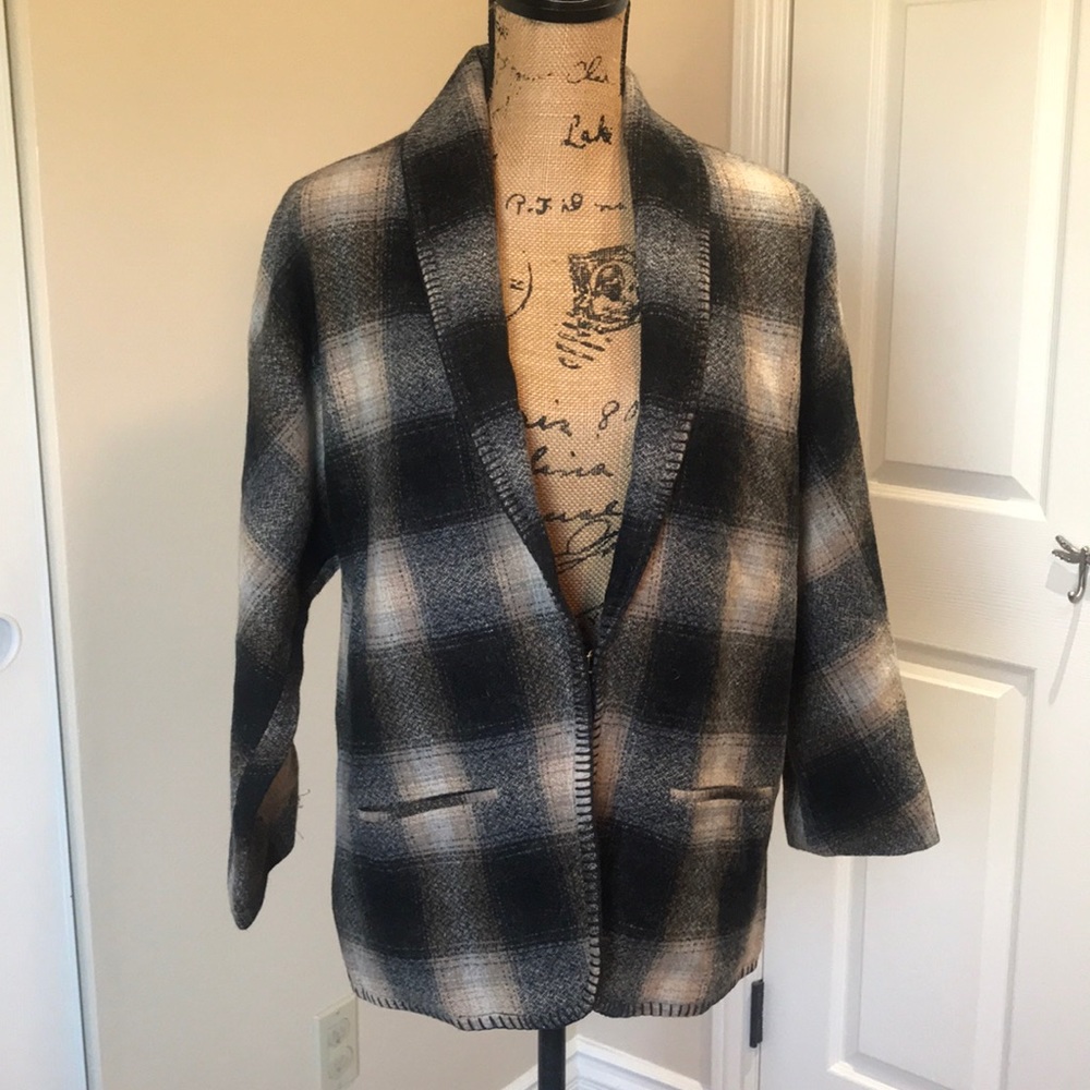🆕Women’s Quiksilver Plaid Wool Jacket Medium